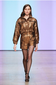 Yasya Minochkina Fall 2019 Ready-to-Wear / Yasya Minochkina осень-зима 2019 / Неделя моды: Москва